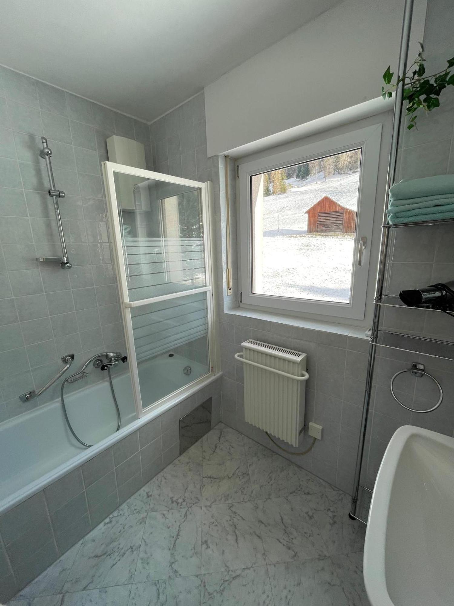 Gemuetliche Wohnung Mit Talblick Batschuns المظهر الخارجي الصورة